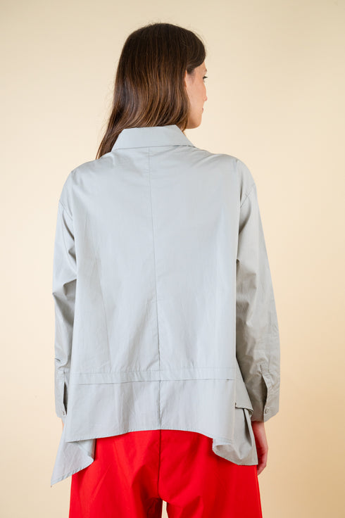 Asymmetrisches Hemd